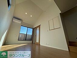 ファビラスハウスBC棟 110 1階2LDKのリビング/ダイニング