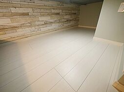 ジェイルーク 102 1階1Kのリビング/ダイニング