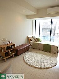 アーデン五反田 303 3階ワンルームのリビング/ダイニング