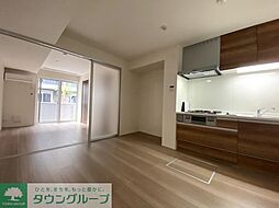 エクセリア上鷺宮II 211 2階1LDKのリビング/ダイニング