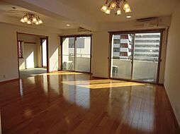 アーク松戸本町 601 6階2LDKのリビング/ダイニング