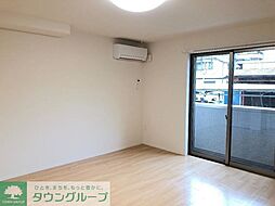 セントラル　レジデンス 101 1階1Kのリビング/ダイニング