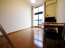 レオパレス中央 1階1Kのリビング/ダイニング