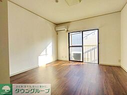 ファミリーハイツ 102 1階ワンルームのリビング/ダイニング