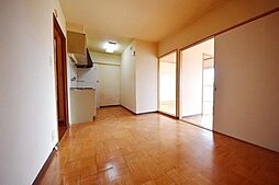 クレスト中島 1階3DKのリビング/ダイニング