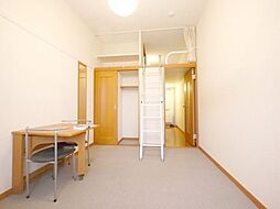 レオパレスこもれび 2階1Kのリビング/ダイニング