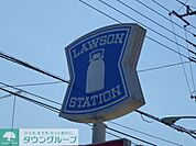 ローソン西武武蔵大和駅前店 徒歩14分。コンビニ 1050m