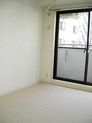 パーク・ノヴァ鶴見 401 4階ワンルームのリビング/ダイニング