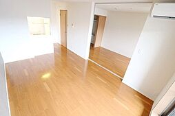 Ｔ’ｓ　ｇａｒｄｅｎ川崎大師II 202 2階1LDKのリビング/ダイニング