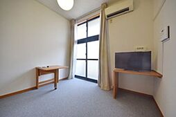 JR南武線 武蔵新城駅 徒歩16分の賃貸マンション 3階1Kのリビング/ダイニング