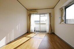 西武国分寺線 国分寺駅 バス20分 武蔵野美術大学下車 徒歩1分の賃貸マンション 3階ワンルームのリビング/ダイニング