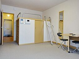 レオパレスイーグルIII 2階1Kのリビング/ダイニング