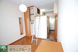 レオパレスグランドール若狭 1階1Kのリビング/ダイニング