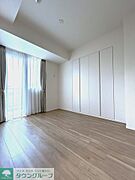南東の洋室約5.0帖：カーテンは性能保証除外