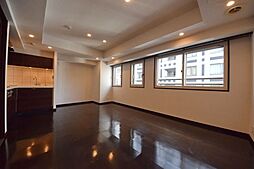 ドゥーエ日本橋 8階2LDKのリビング/ダイニング