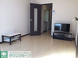 レオネクストサンモールIII 2階1Kのリビング/ダイニング