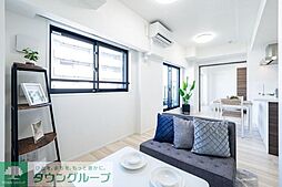 ARCOBALENO TAKENOTSUKA 5階2LDKのリビング/ダイニング