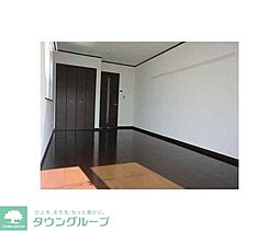 ルミエール 2階1Kのリビング/ダイニング