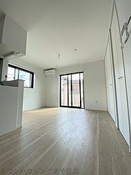 日暮里舎人ライナー 扇大橋駅 徒歩19分の賃貸アパート 2階ワンルームのリビング/ダイニング