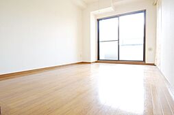 ヒルズ砧 302 3階ワンルームのリビング/ダイニング