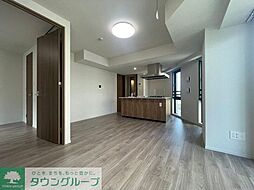 ルミーク千歳船橋 302 3階2LDKのリビング/ダイニング