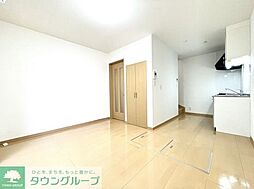 アーバンリゾート世田谷4 4D 1階1LDKのリビング/ダイニング