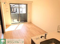 レオンII 203 2階1LDKのリビング/ダイニング