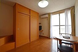 JR八高線 箱根ケ崎駅 バス16分 岸下車 徒歩6分の賃貸アパート 2階1Kのリビング/ダイニング