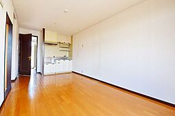 多摩都市モノレール 上北台駅 徒歩9分の賃貸アパート 2階2LDKのリビング/ダイニング