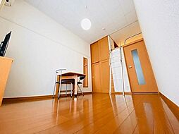 レオパレス北町 105 1階1Kのリビング/ダイニング