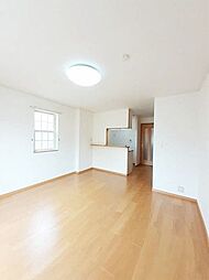 多摩都市モノレール 桜街道駅 徒歩15分の賃貸アパート 1階ワンルームのリビング/ダイニング