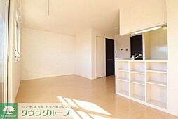 ソレアード B203 2階1LDKのリビング/ダイニング