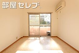 シャトル船原 2階1Kのリビング/ダイニング