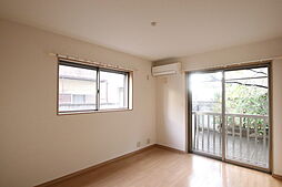 サン美美 101 1階ワンルームのリビング/ダイニング