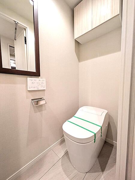 手洗い・鏡付きのトイレスペース（2026年7月撮影）