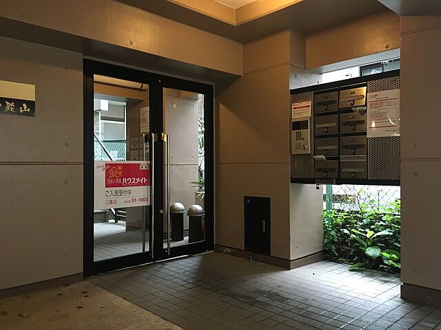 エントランス