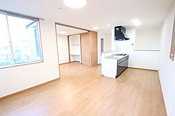 ガーデンテラスIII 3 1階3LDKのリビング/ダイニング