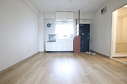 コスモ秋川 403 4階2DKのリビング/ダイニング