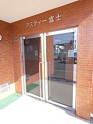 5 / 11