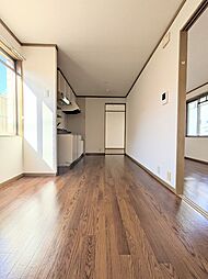 サンライズ・Ｍ 101 1階2DKのリビング/ダイニング