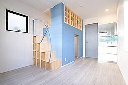 ウェル・ホワイト 101 1階1Kのリビング/ダイニング