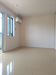 ヴィーブルソレイユ 203 2階1LDKのリビング/ダイニング