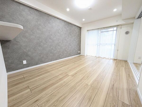 自然光がたっぷり差し込む、心地よい空間。