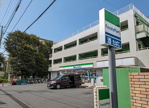 ファミリーマート牧の原二丁目店まで230m