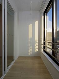 ＭＡＨＡＮＡ　ＷＥＳＴ 105 1階1LDKのリビング/ダイニング