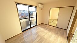 ヴィラージュ西志津 202 2階2DKのリビング/ダイニング