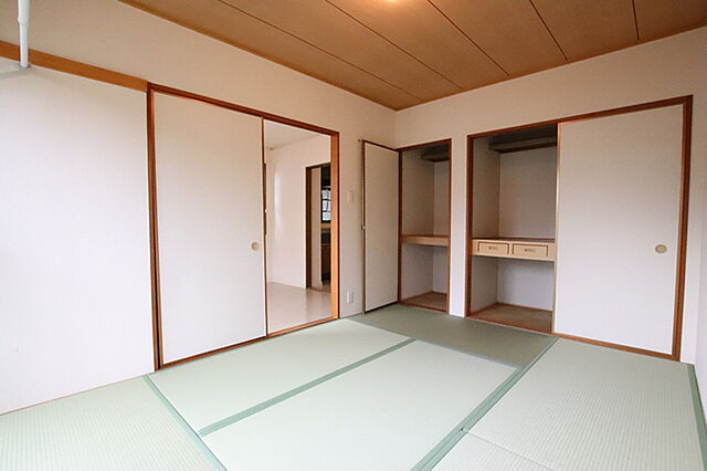 寝室