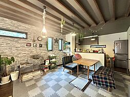 北中沢２丁目中古戸建 4LDKのリビング/ダイニング