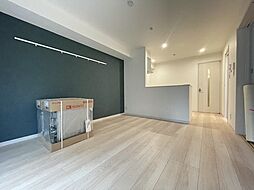 アクシス 101 1階2LDKのリビング/ダイニング