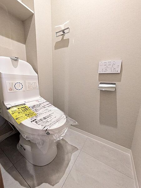 新品交換のトイレです♪